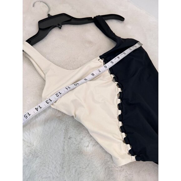New L SPACE Size XS Solstice Bitsy Cutout Colorblock One-Piece Swimsuit - Picture 4 of 9